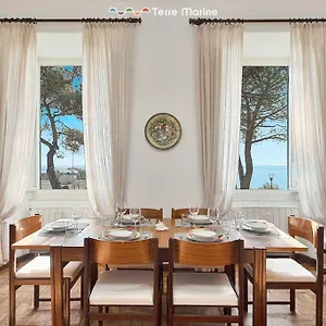 https://musica-del-mare.hotelitalianriviera.com